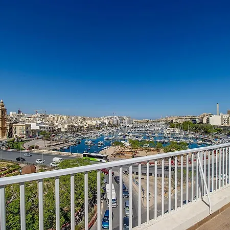 Fine Living Marina Daire *
